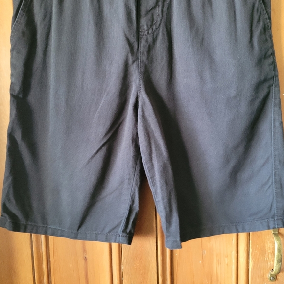 Levi's Slim Fit Shorts for boys black size XL - Picture 3 of 11